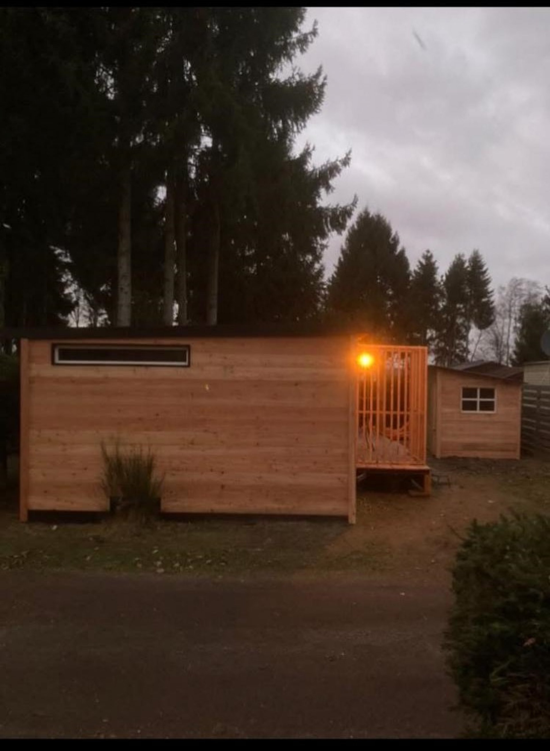 TE KOOP : CHALET OP PLEKNR 205 interesse? bel met de eigenaar dhr Niemeijer 06-20674665 (jaarplaats)