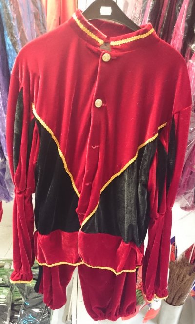 Pietenpak Maat XL fluweel rood