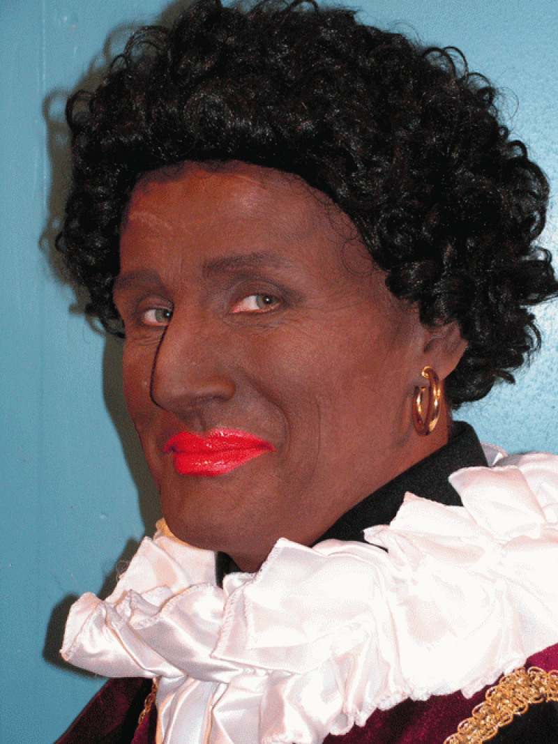 Tv Zwarte pieten kraag wit