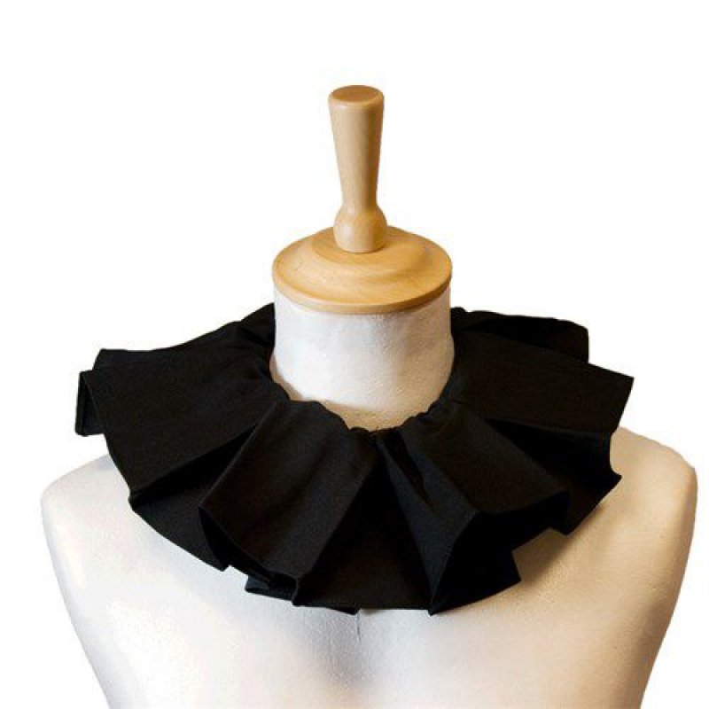 Pietkraag geplooid zwart